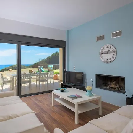 Kiotari Jewel Private Beachfront Oasis *